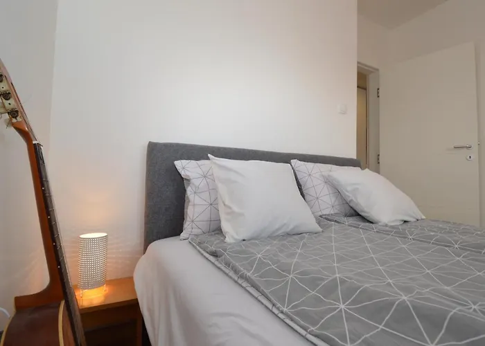 Διαμέρισμα Shine24 - Spacious And Bright Νόβι Σαντ